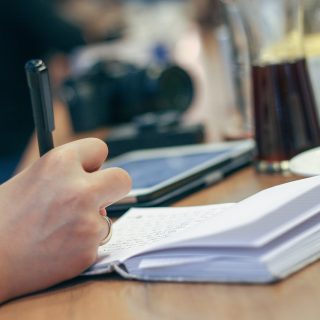 Discover How AI is Revolutionising News Reporting Today